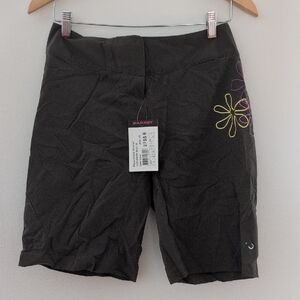 Mammut Women's Dark Olive Shorts with Colorful Floral Accents NWT Sz 6